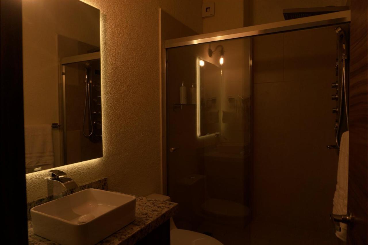 Seuia Departamentos Con Alberca A Pasos Del Lago アヒヒク エクステリア 写真
